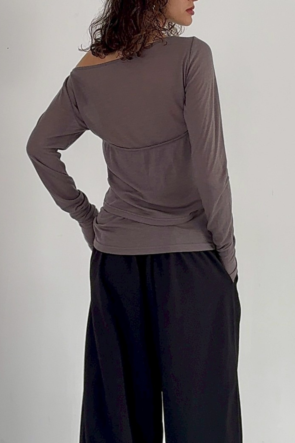 2-tuck wide pants