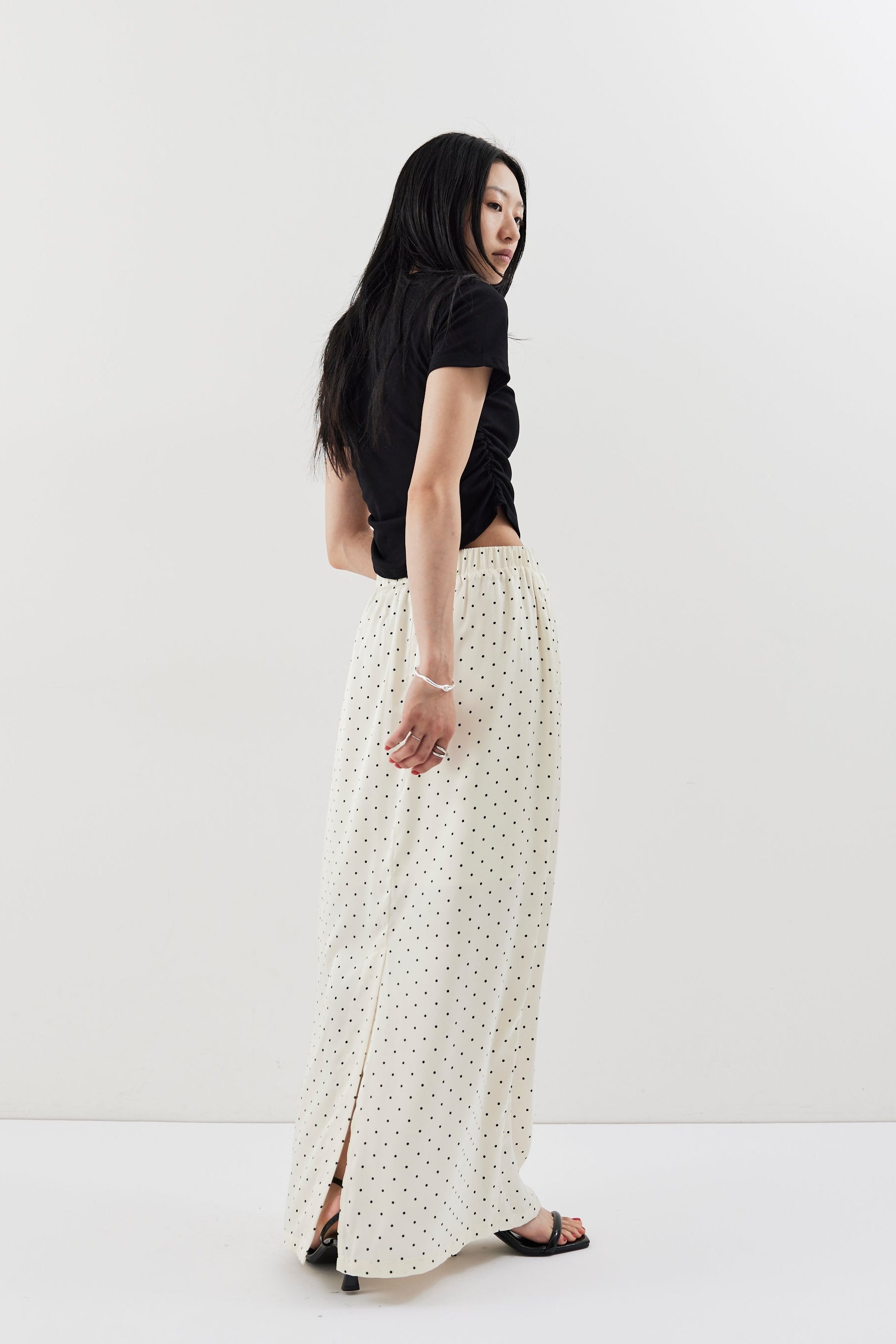 Dot satin long skirt