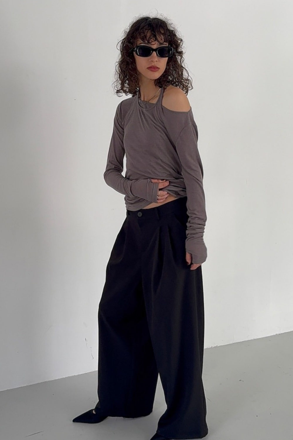 2-tuck wide pants