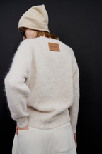 【 preorder 】 Soft hairy knit pullover