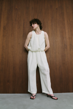 Balloon-hem sleeveless blouse