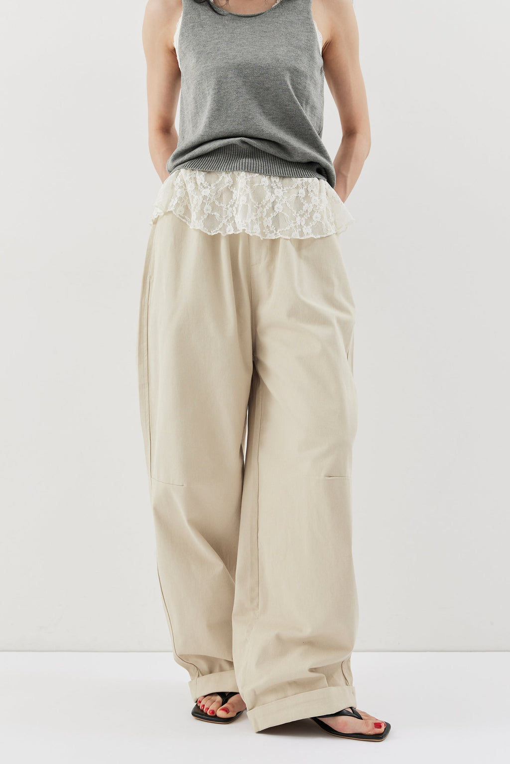 Cotton roll-up curved pants