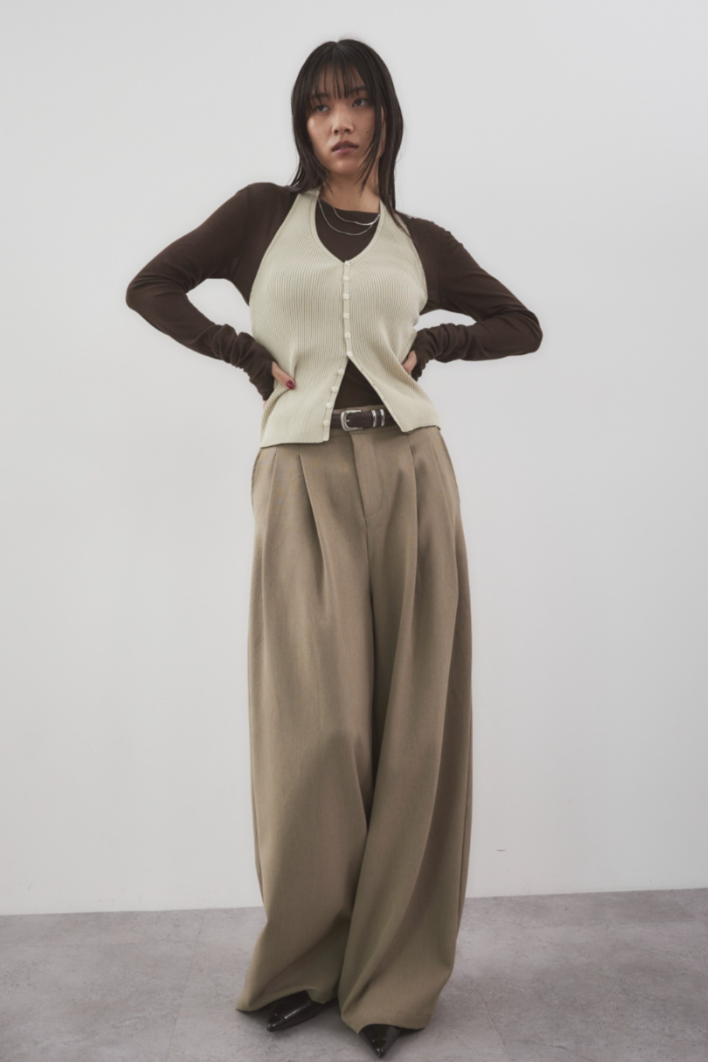 Halter neck knit vest