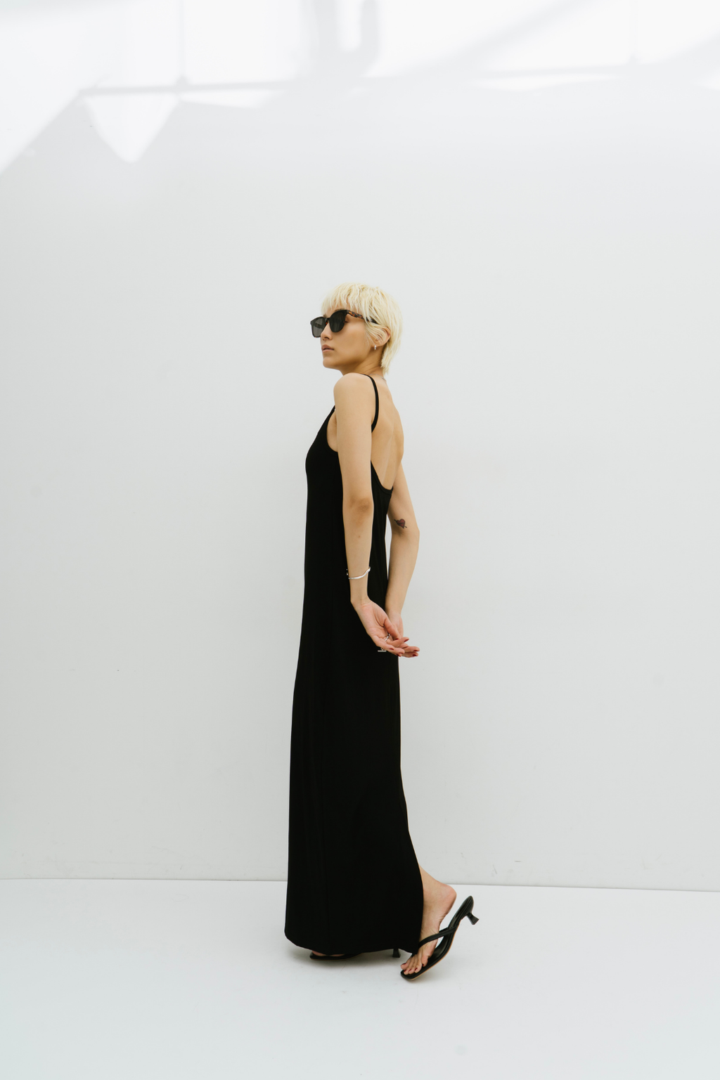 Cup-in back open cami one piece