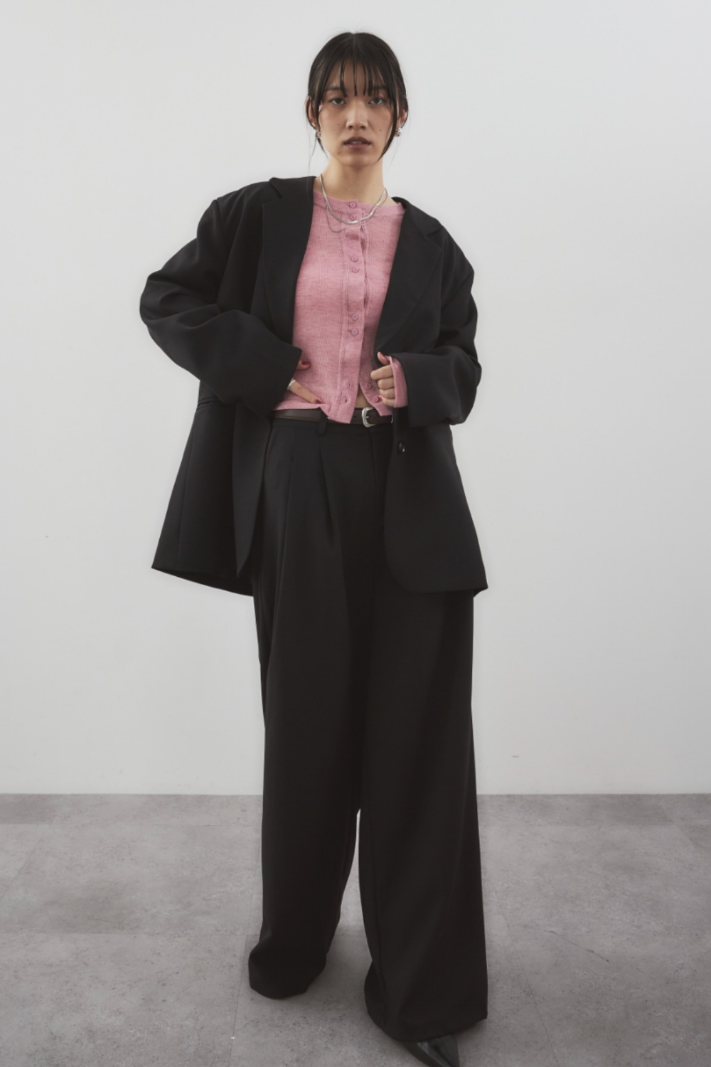 2-tuck wide pants