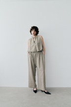Balloon-hem sleeveless blouse