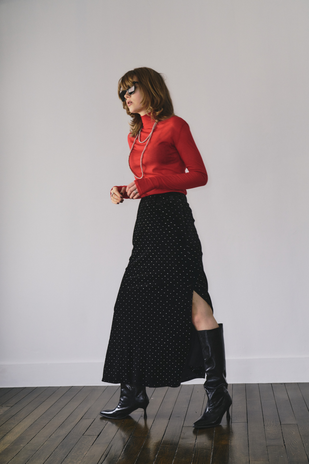 Shiny dot velour skirt