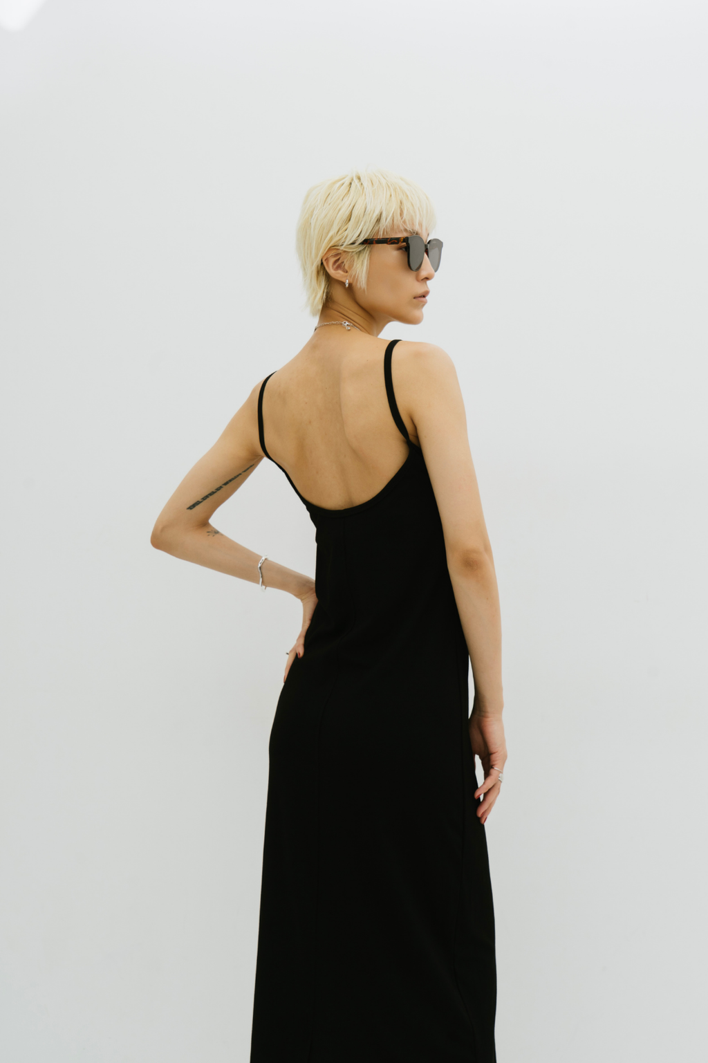 Cup-in back open cami one piece