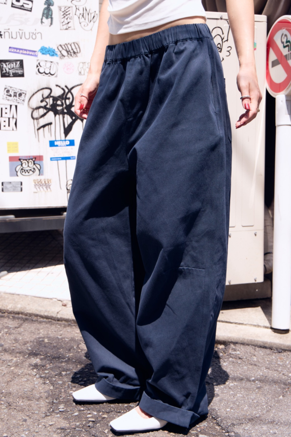 Cotton roll-up curved pants