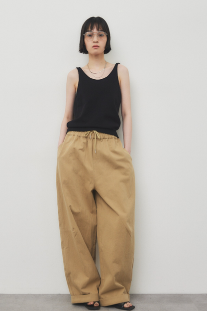 Cotton roll-up curved pants