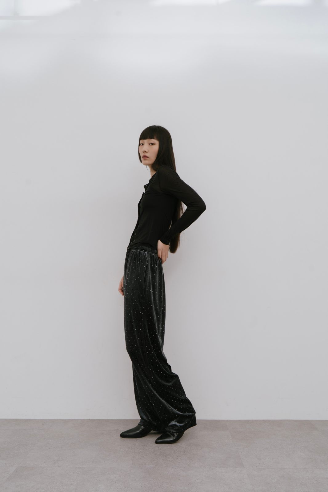 Shiny dot velour pants