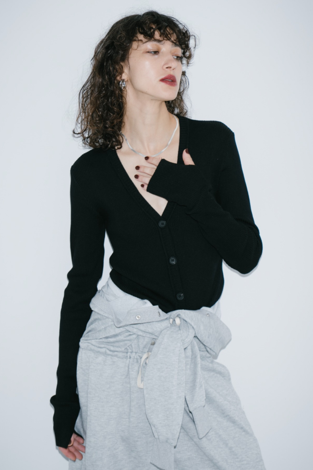 V-neck sweatshirt jumpsuit