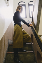 Low rise corduroy bermuda pants