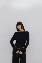 Draped neck off-shoulder long TEE