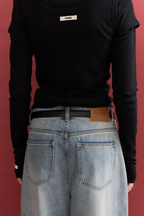 Low rise tapered denim pants