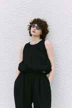 Balloon-hem sleeveless blouse