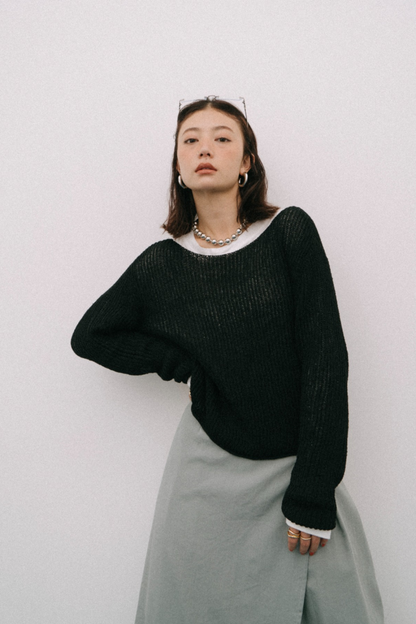 Loose knit pullover