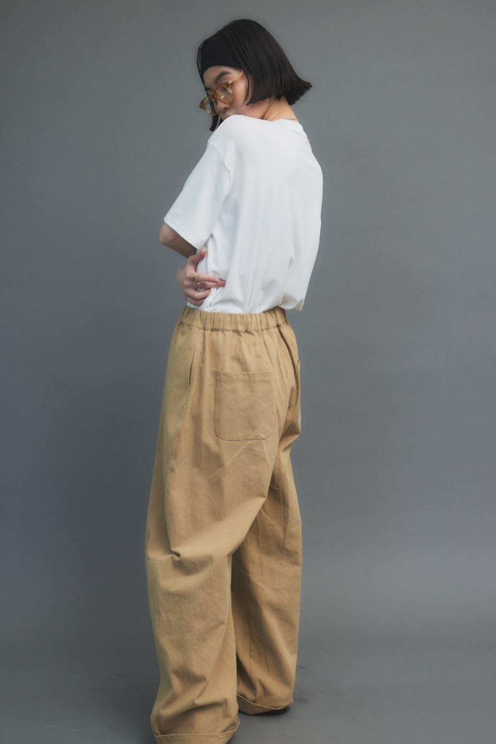 Cotton roll-up curved pants