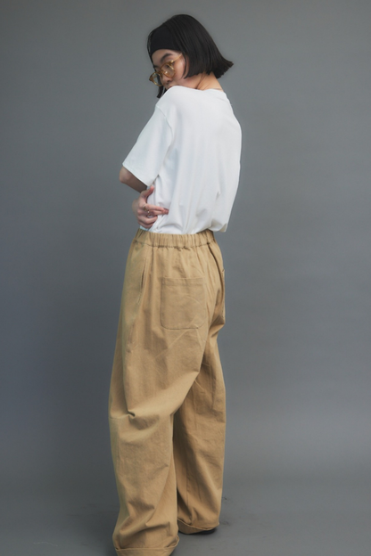 Cotton roll-up curved pants