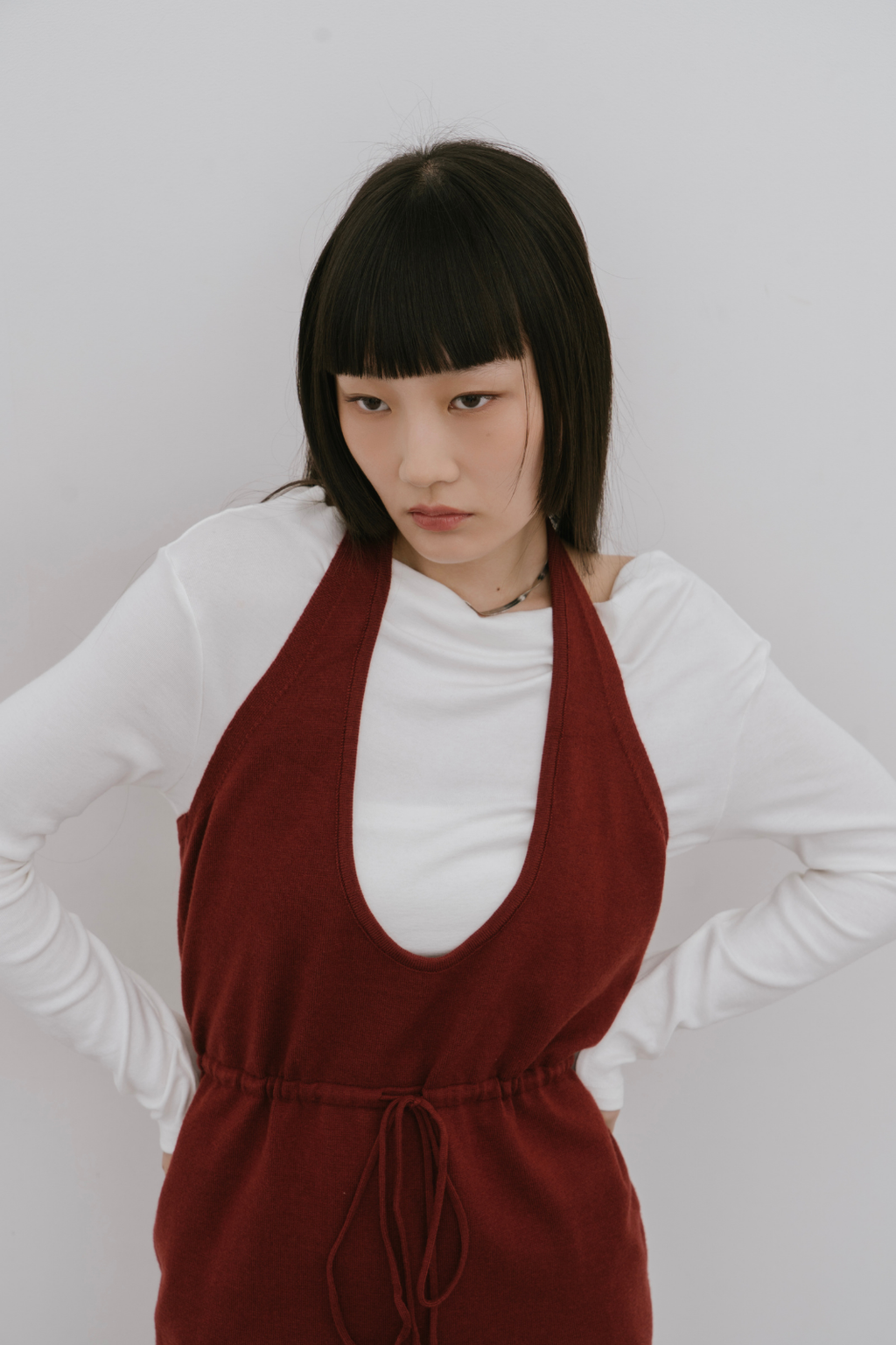Halter neck knit tops