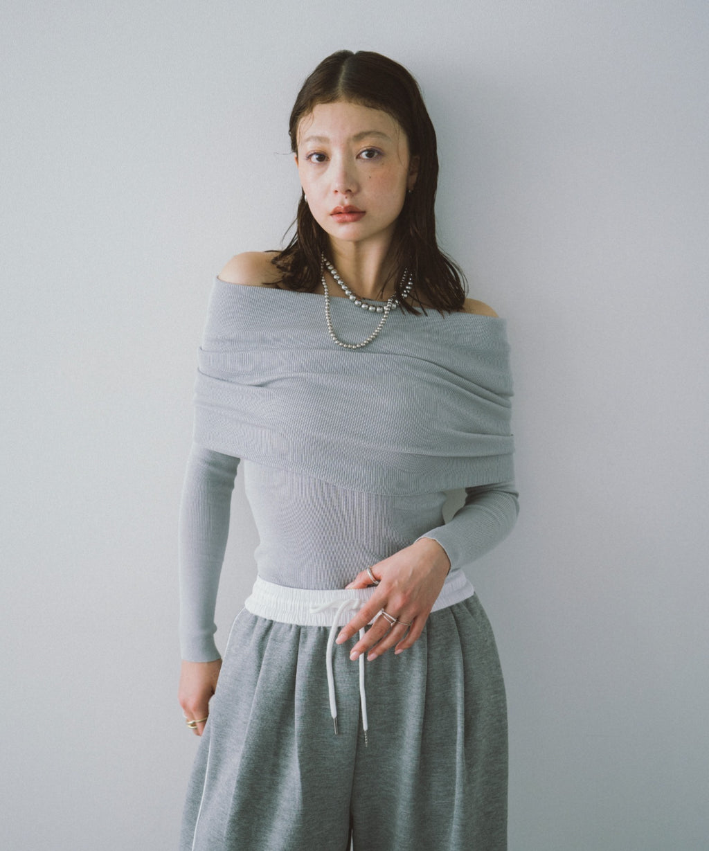 Off-shoulder knit tops