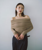 Off-shoulder knit tops
