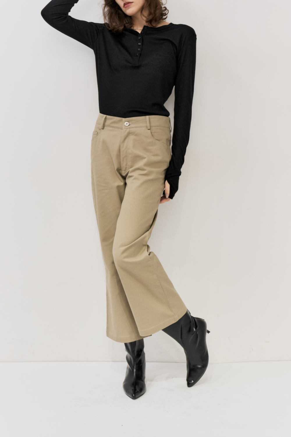 Cropped flared pants