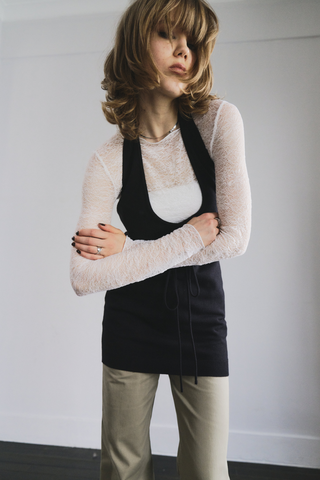 Halter neck knit tops