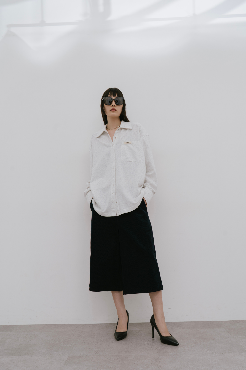 Low rise corduroy bermuda pants