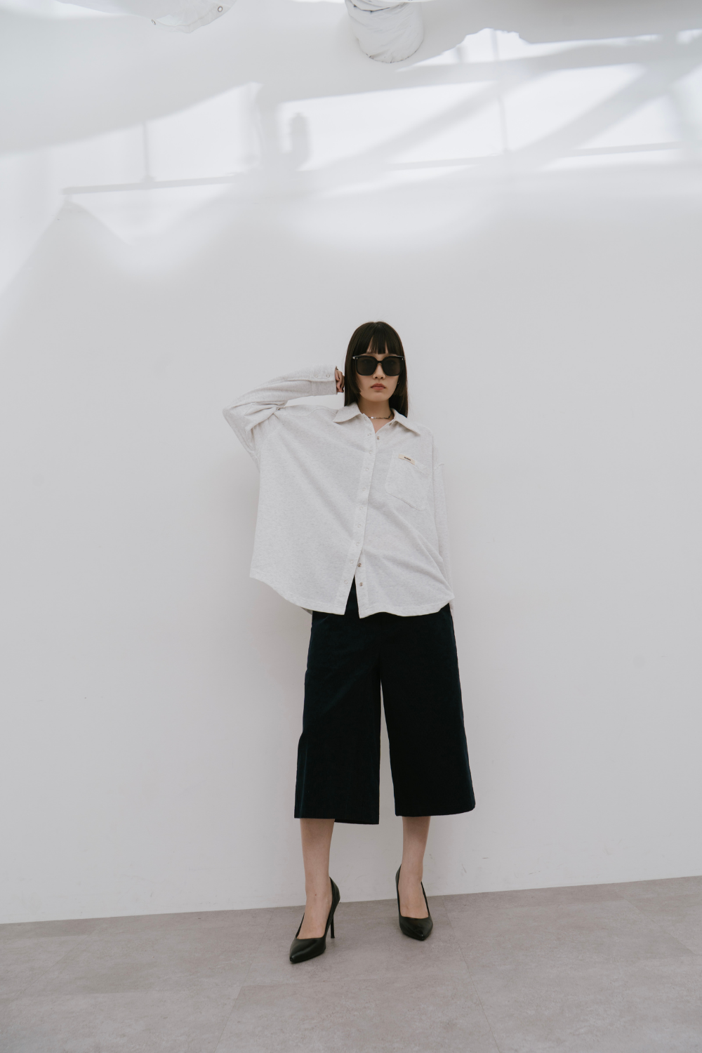 Low rise corduroy bermuda pants