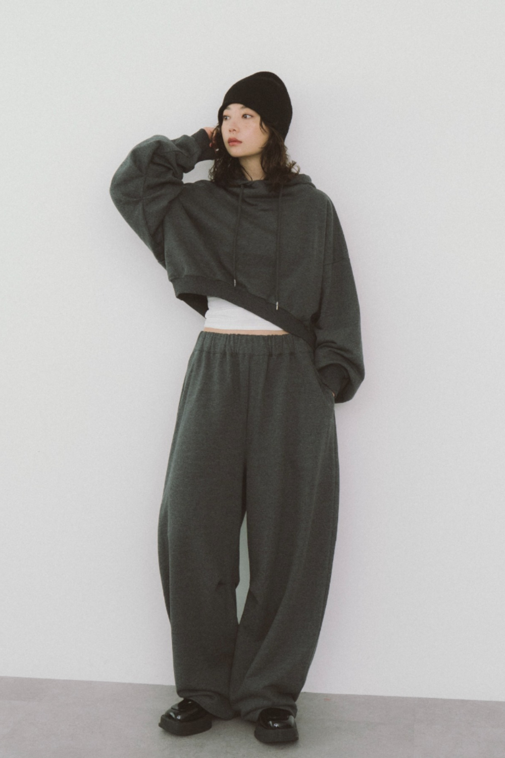 【Collaboration】Wide silhouette sweatpants