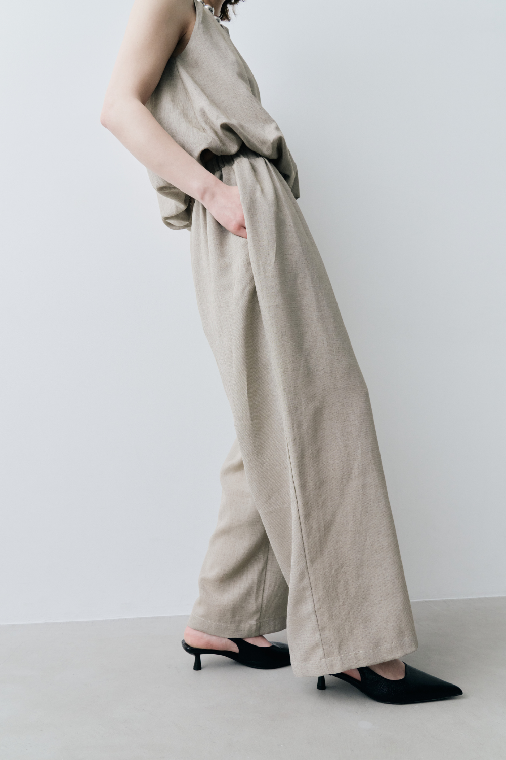 Sheer gathered pants