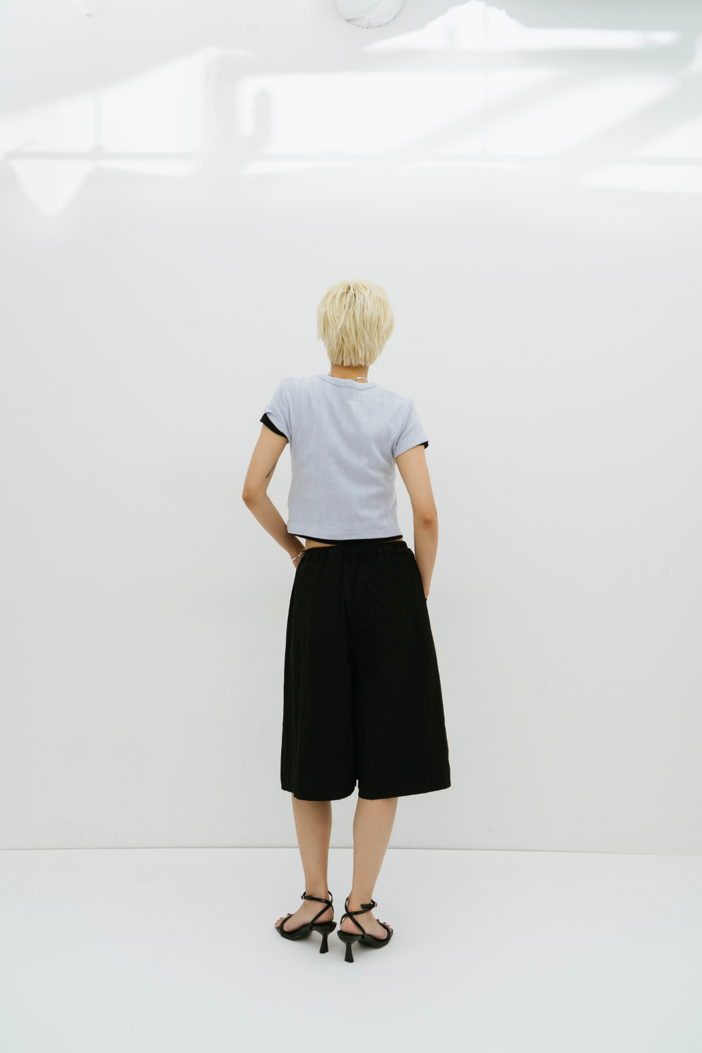 Eyelet compact TEE