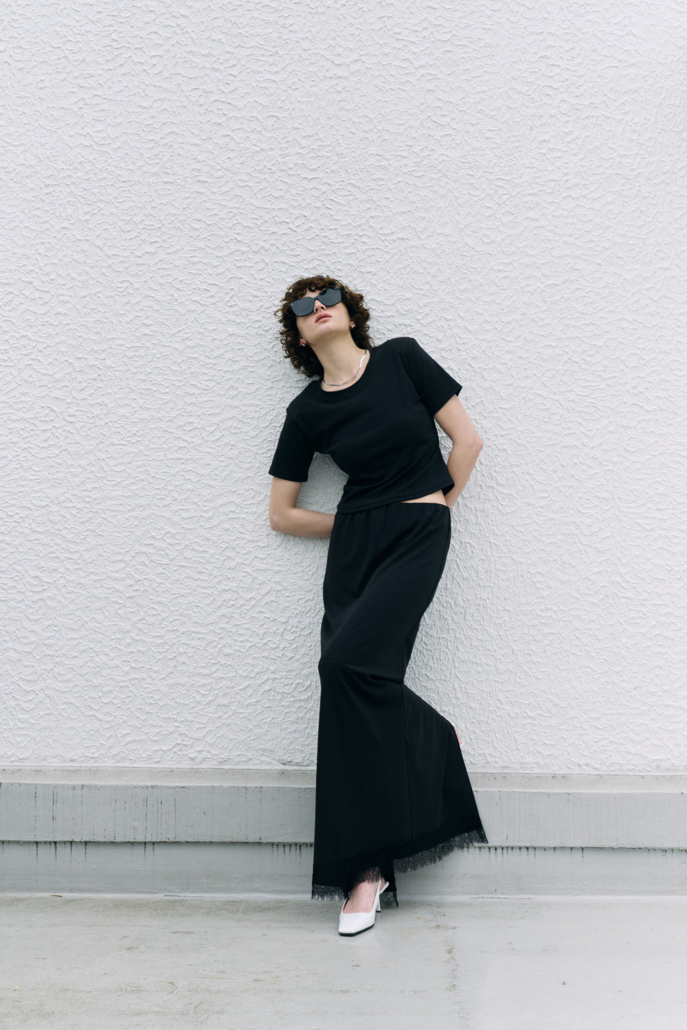 Lace hem long skirt