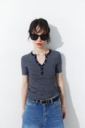 Snap button henry neck border TEE