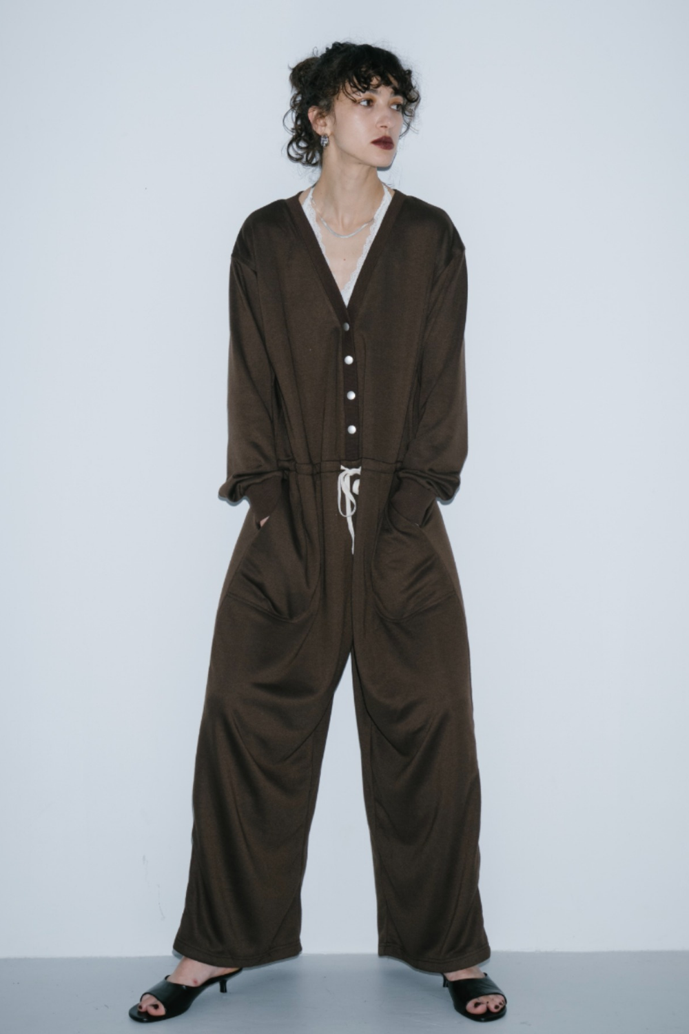 V-neck sweatshirt jumpsuit