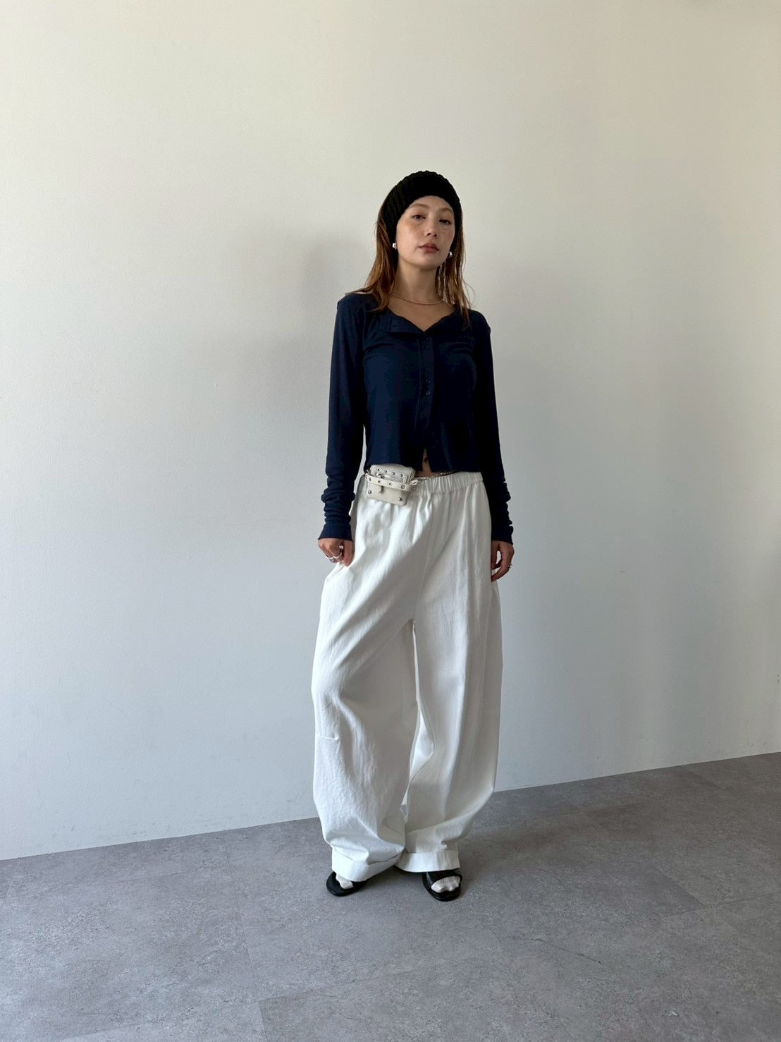 Cotton roll-up curved pants