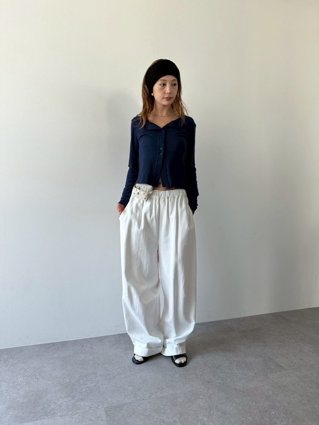 Cotton roll-up curved pants