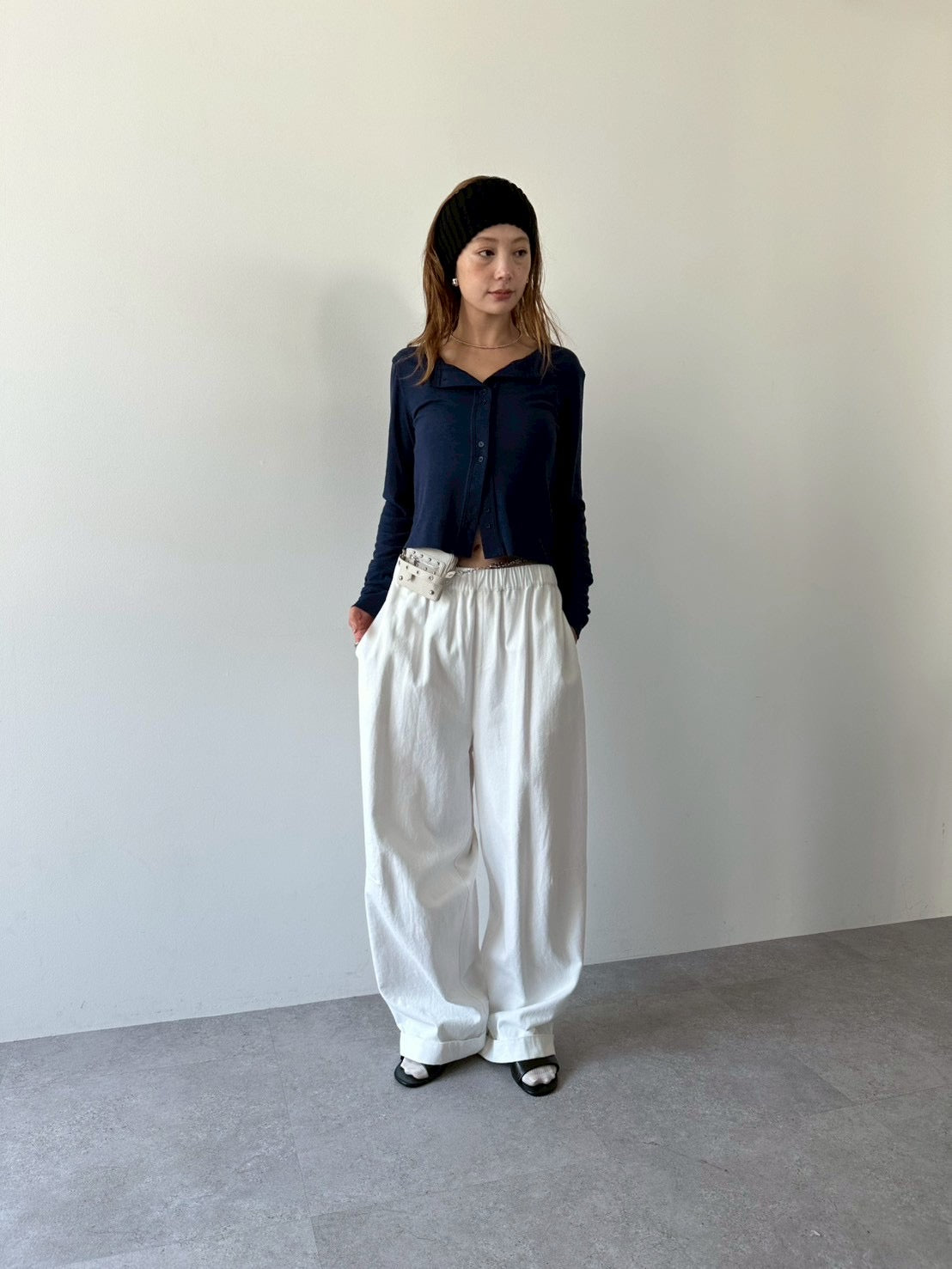 Cotton roll-up curved pants